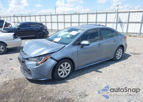 2021 Toyota Corolla Le z USA, uszkodzony, nr VIN JTDEPMAE1MJ118643